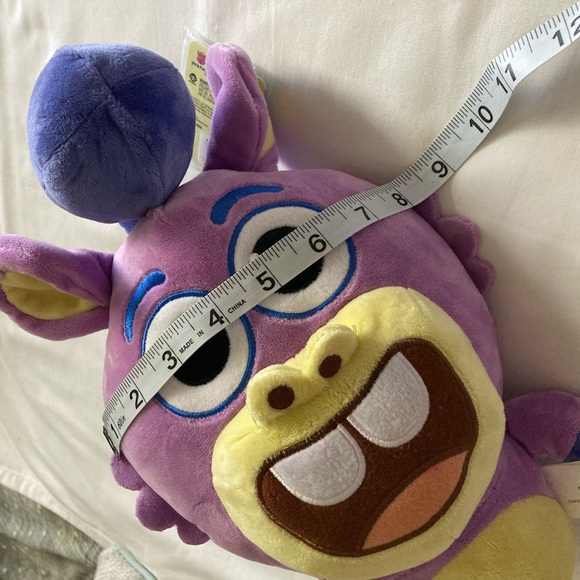 Baby Shark Big Show Purple Chucks Seahorse Plush NWT - Picture 6 of 7